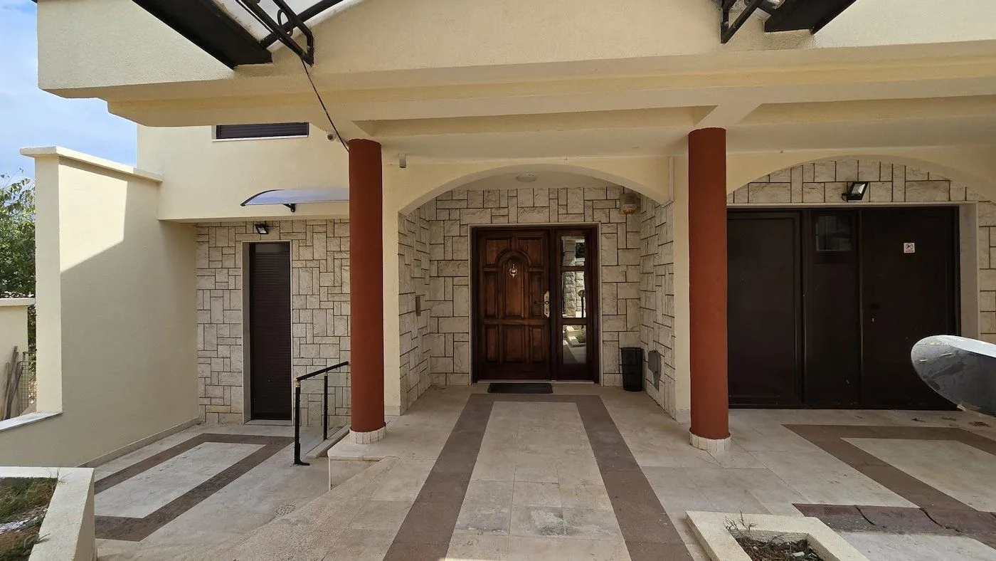 Rent, office space, 280m², Gorica C, Podgorica