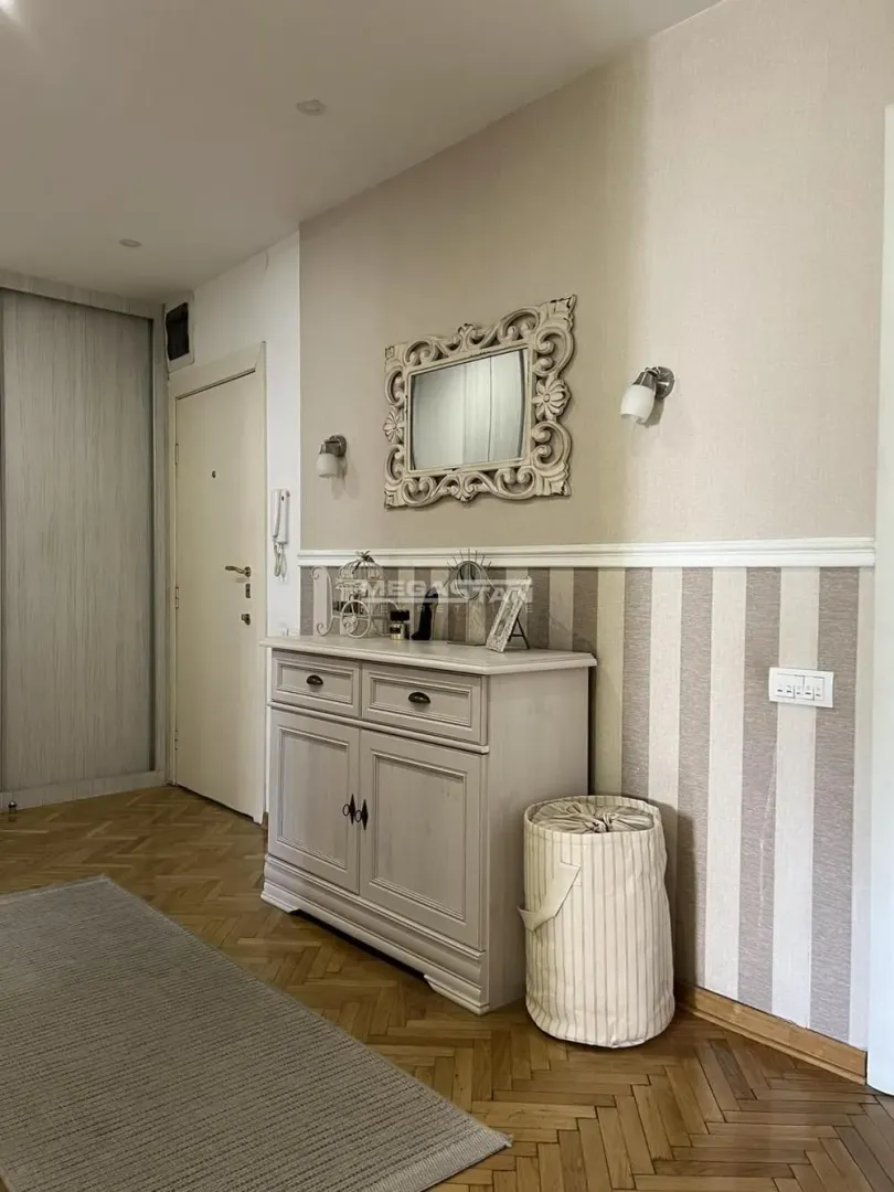 Rent, two bedroom apartment, 55m², Savski Venac, Beograd