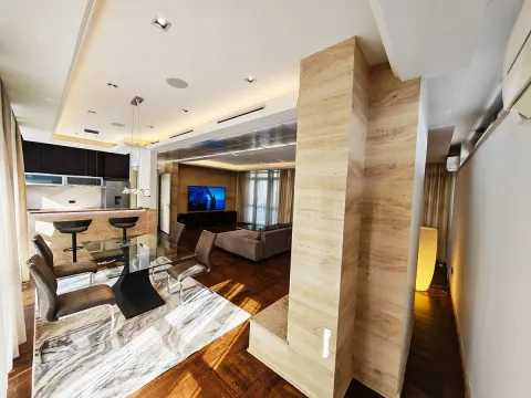 Izdavanje, četvorosoban stan, 148m², Savski Venac, Beograd - image 5