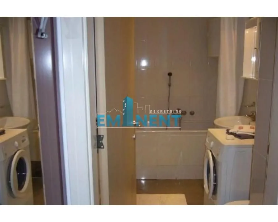 Rent, two bedroom apartment, 43m², Novi Beograd Blok 22, Novi Beograd Sve Podlokacije