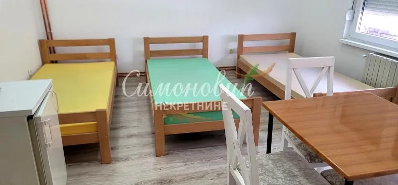 Prodaja, poslovni prostor, 174m², Centar, Inđija