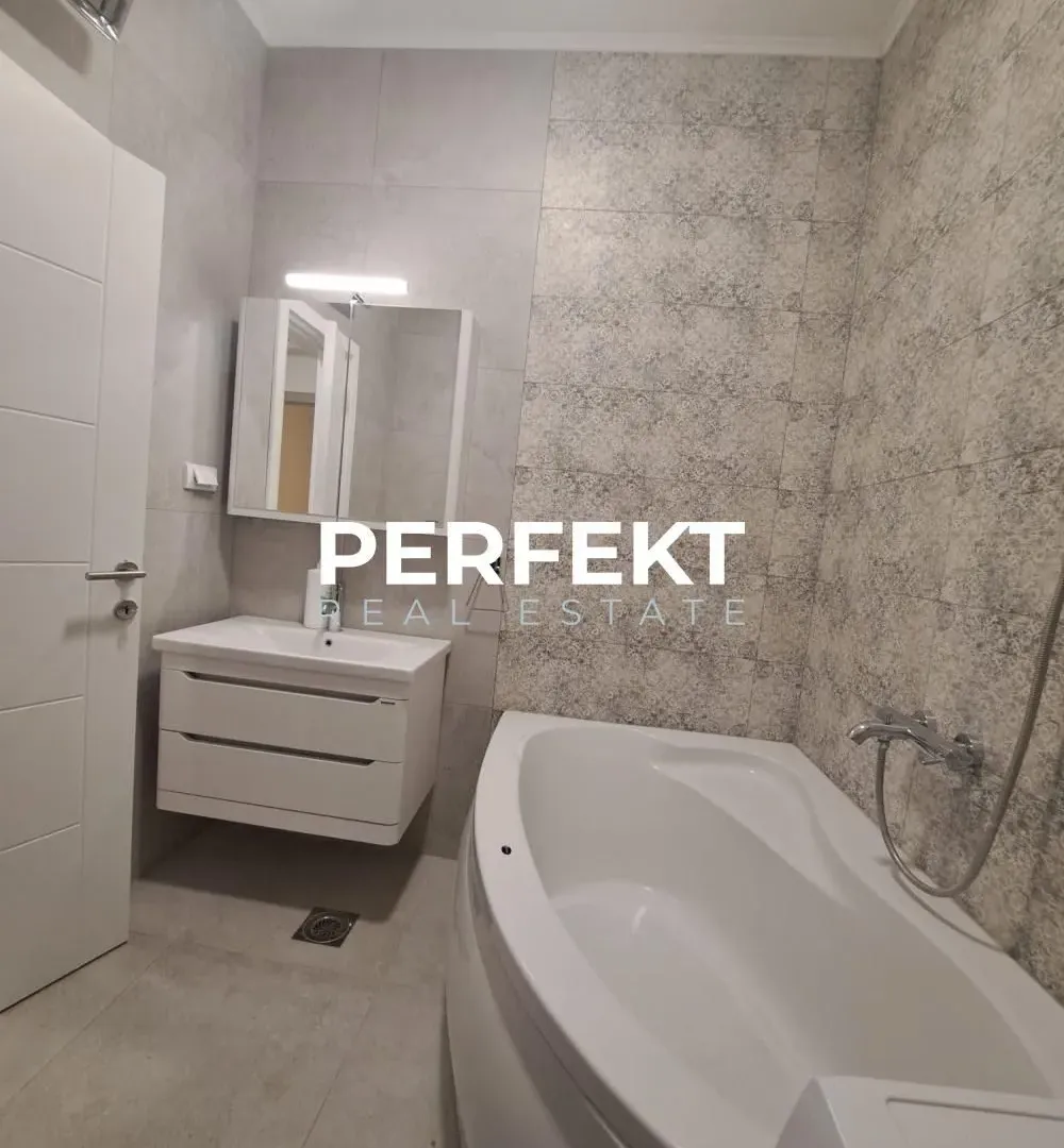 Izdavanje, jednosoban stan, 40m², Centar, Pančevo