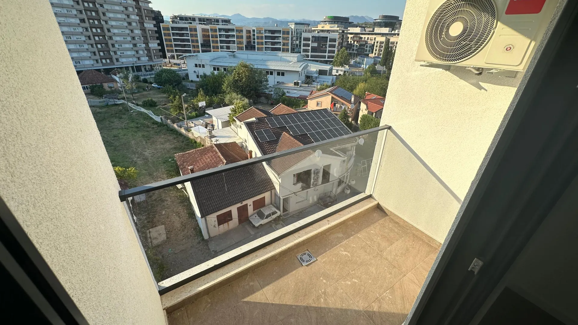 Prodaja, jednosoban stan, 39m², Central Point, Podgorica