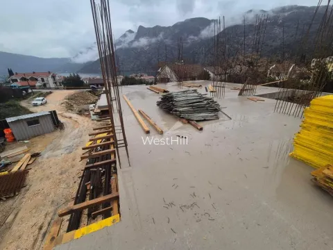 Prodaja, jednosoban stan, 48m², Risan, Kotor - image 22