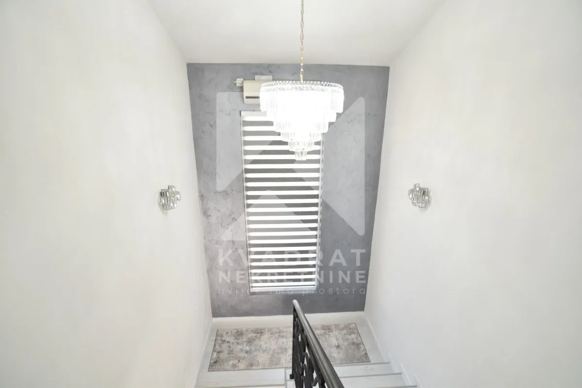 Rent, house, 240m², Kuće Rakića, Podgorica