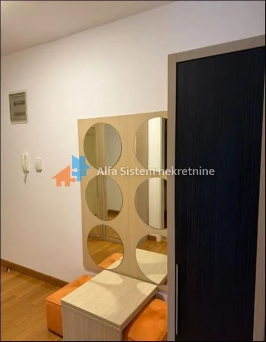 Rent, two bedroom apartment, 70m², Savski Venac, Beograd