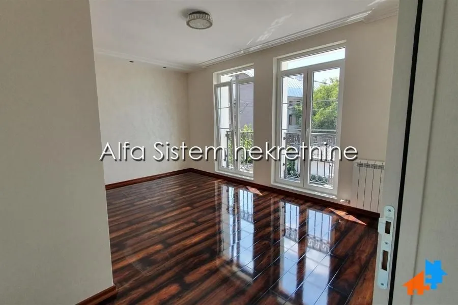 Rent, house, 510m², Banovo Brdo, Beograd