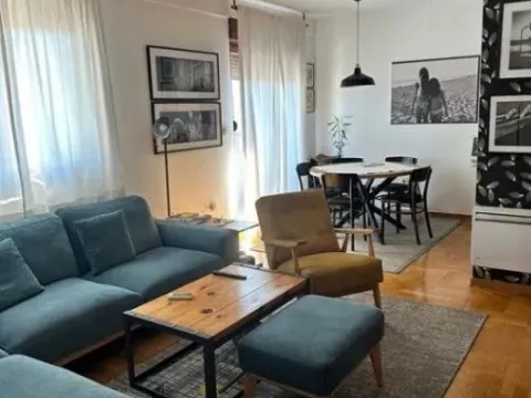 Prodaja, trosoban stan, 81m², Stari Aerodrom, Podgorica
