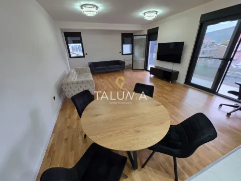 Izdavanje, dvosoban stan, 110m², Dalmatinska ulica, Podgorica - image 8