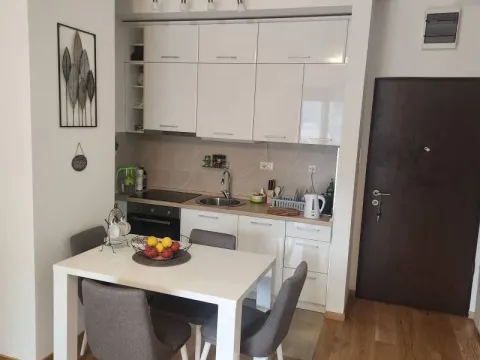 Prodaja, jednosoban stan, 38m², Bečići, Budva - image 2