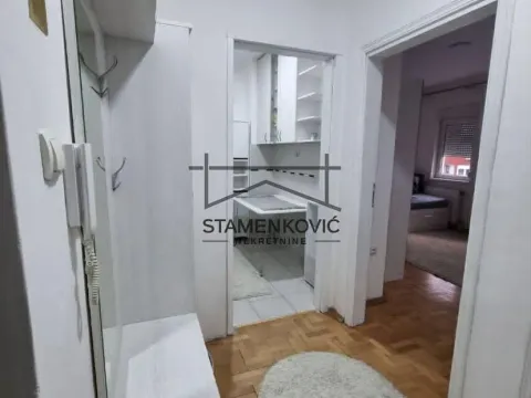 Izdavanje, dvosoban stan, 40m², Podbara, Novi Sad Sve Podlokacije - image 4