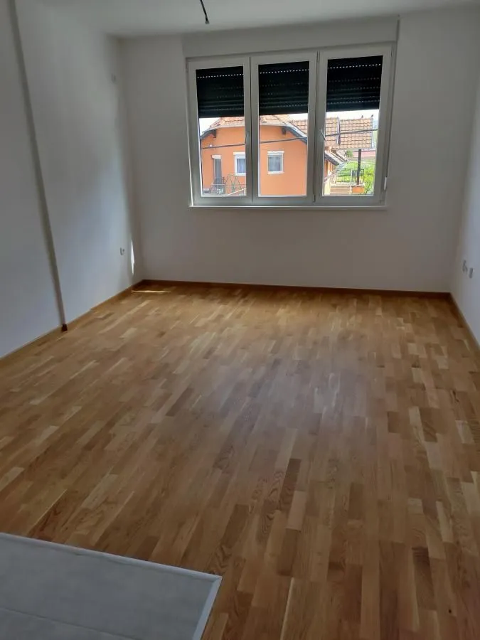 Izdavanje, garsonjera, 27m², Telep, Novi Sad Sve Podlokacije