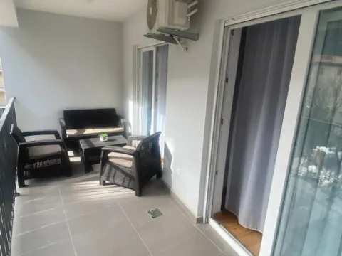 Izdavanje, jednosoban stan, 44m², Lazi, Budva - image 9