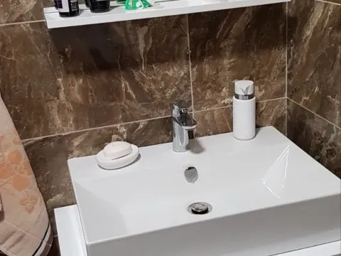 Rent, one bedroom apartment, 40m², Slovenska Plaža, Budva - image 4