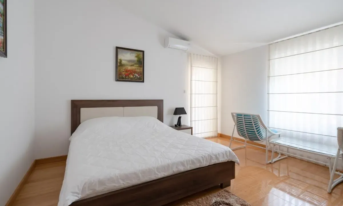 Sale, three bedroom apartment, 222m², Budva, Crna Gora