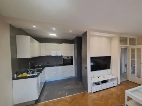 Izdavanje, jednosoban stan, 65m², Preko Morače, Podgorica