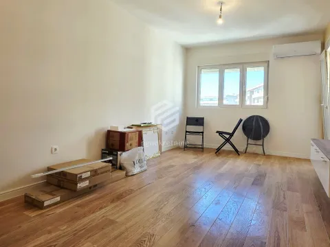 Rent, one bedroom apartment, 46m², Central Point, Podgorica