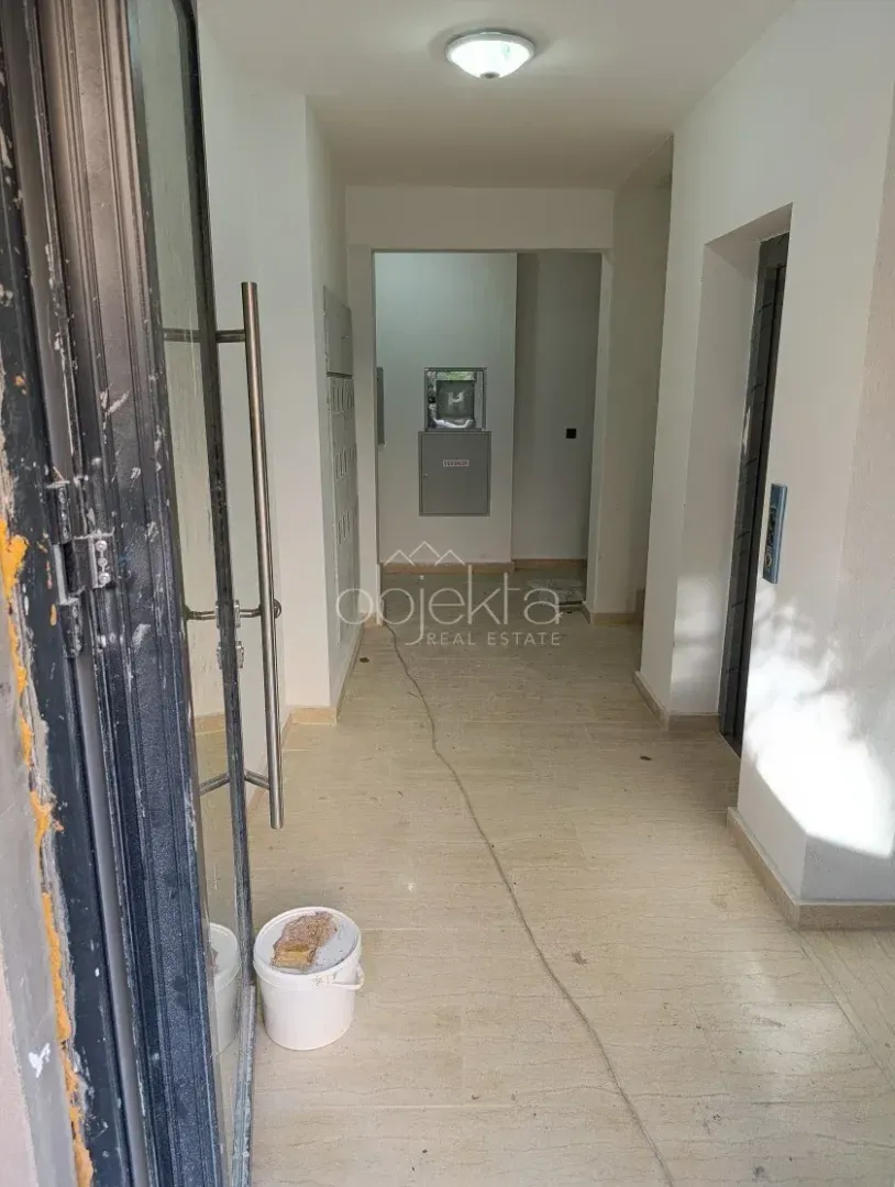 Prodaja, jednosoban stan, 96m², Tivat, Crna Gora