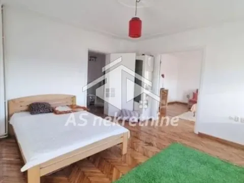 Rent, three bedroom apartment, 70m², Palilula Sve Podlokacije, Beograd - image 8