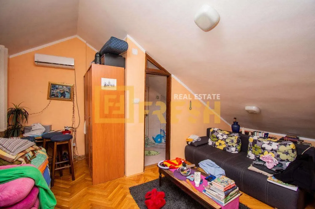 Prodaja, trosoban stan, 155m², Gorica C, Podgorica