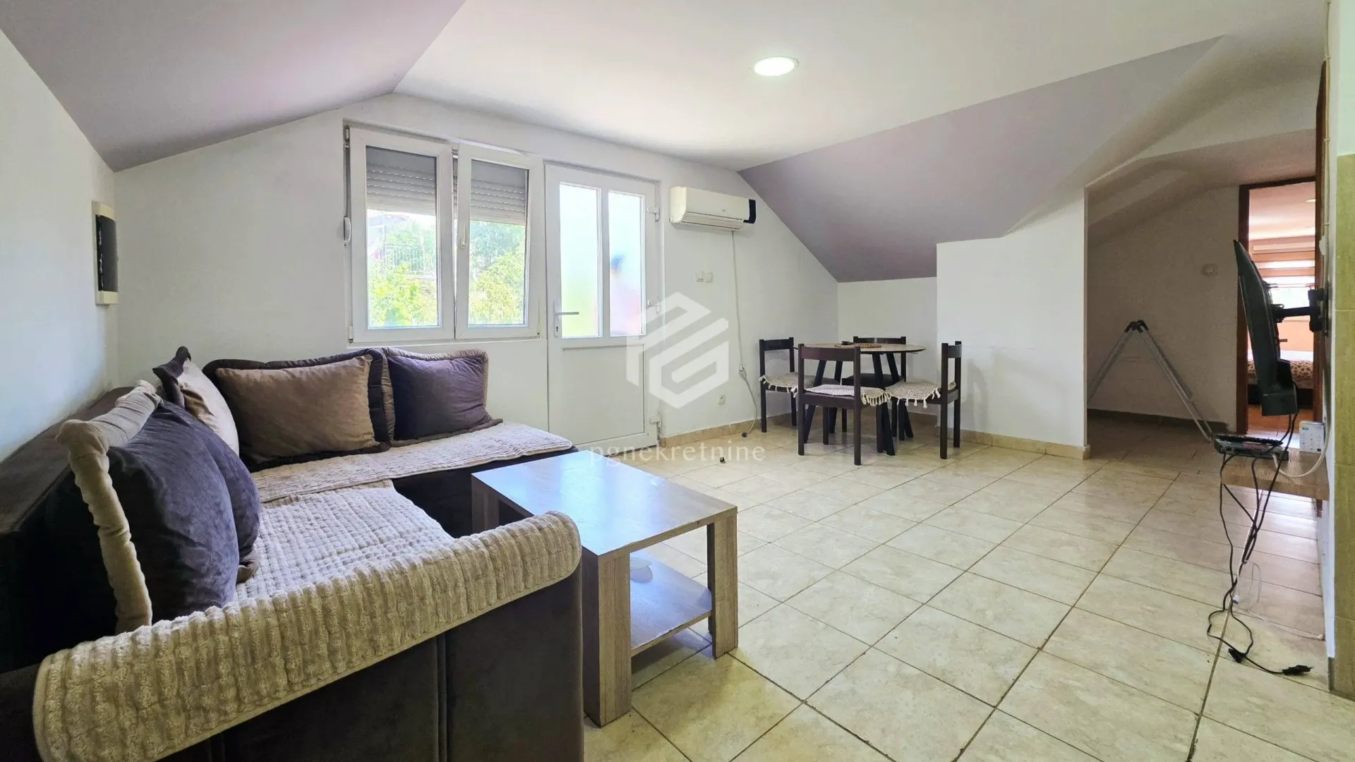 Rent, one bedroom apartment, 45m², Momišići, Podgorica