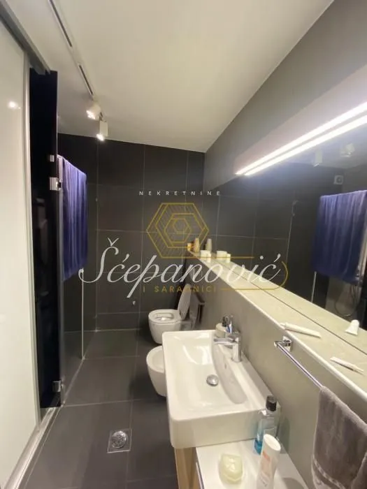 Prodaja, trosoban stan, 99m², Nova Detelinara, Novi Sad Sve Podlokacije