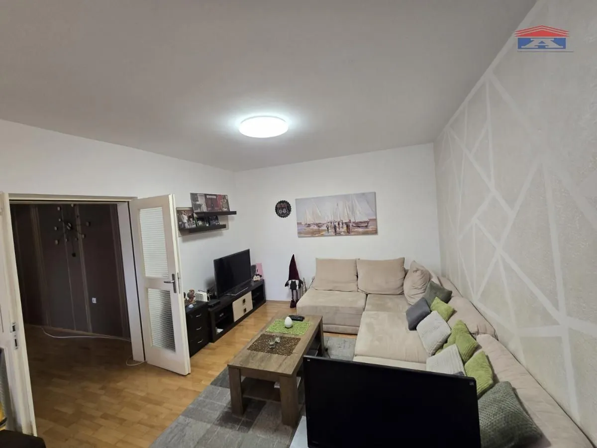 Izdavanje, dvosoban stan, 64m², Detelinara, Novi Sad Sve Podlokacije