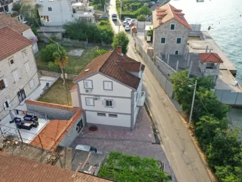 Sale, house, 113m², Stoliv, Kotor - image 2