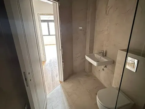 Prodaja, dvosoban stan, 79m², Tološka šuma, Podgorica - image 3