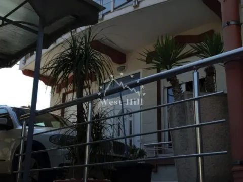 Prodaja, kuća, 387m², Herceg Novi, Crna Gora - image 9