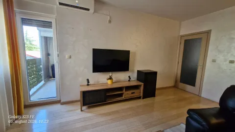 Izdavanje, jednosoban stan, 48m², Autobuska stanica, Podgorica - image 11