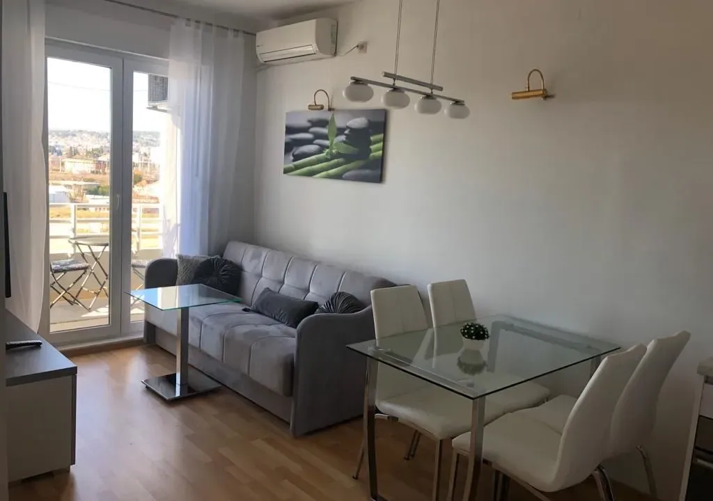 Rent, one bedroom apartment, 36m², Stari Aerodrom, Podgorica