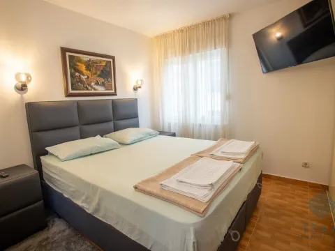 Prodaja, dvosoban stan, 72m², Centar, Budva - image 5