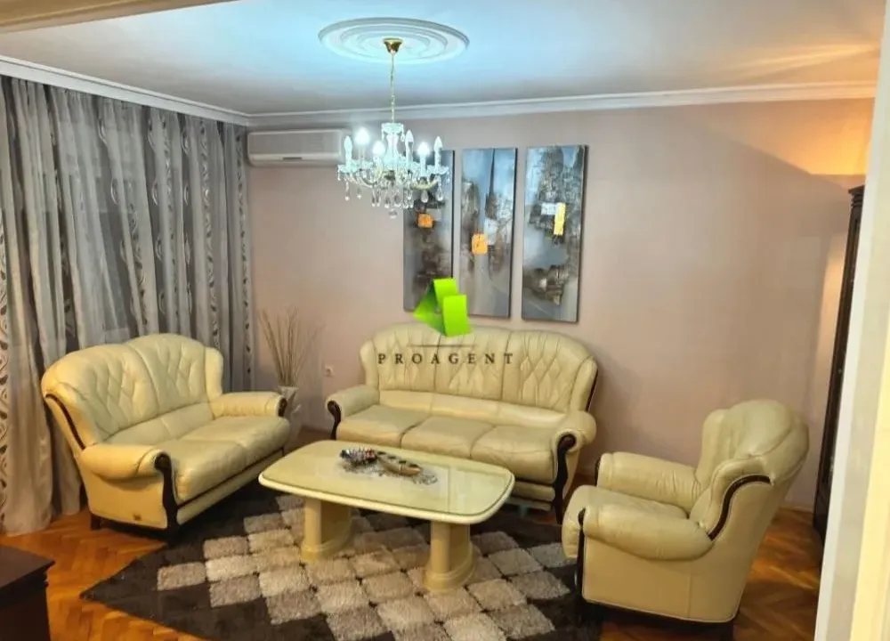 Sale, three bedroom apartment, 76m², Medijana, Niš