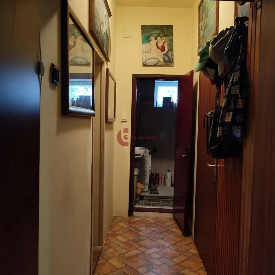 Prodaja, kuća, 210m², Novo Selo, Subotica