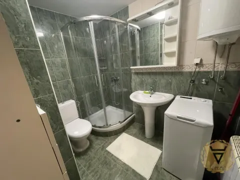Izdavanje, jednosoban stan, 40m², Stari Grad, Beograd - image 9