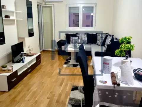 Izdavanje, jednosoban stan, 45m², City Kej, Podgorica - image 2