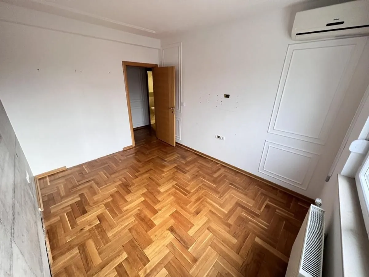 Izdavanje, stan, 142m², Salajka, Novi Sad Sve Podlokacije