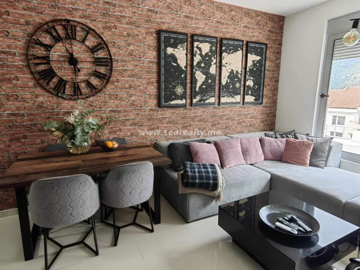 Prodaja, jednosoban stan, 52m², Kotor, Crna Gora