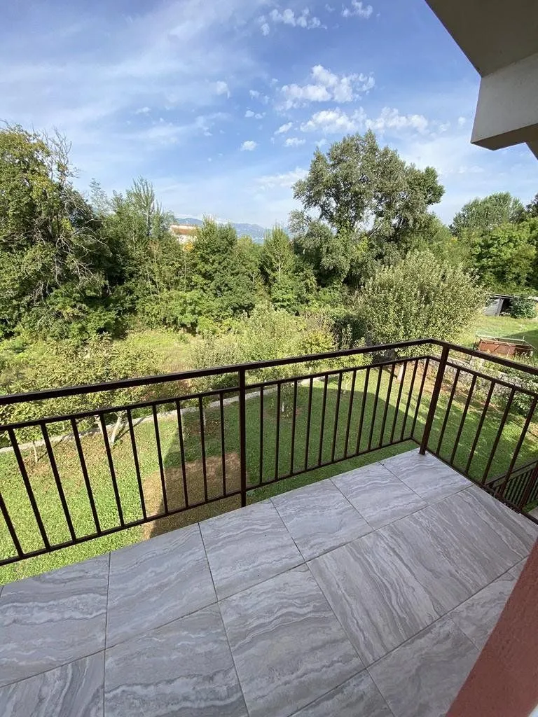 Rent, four bedroom apartment, 175m², Gornja Gorica, Podgorica