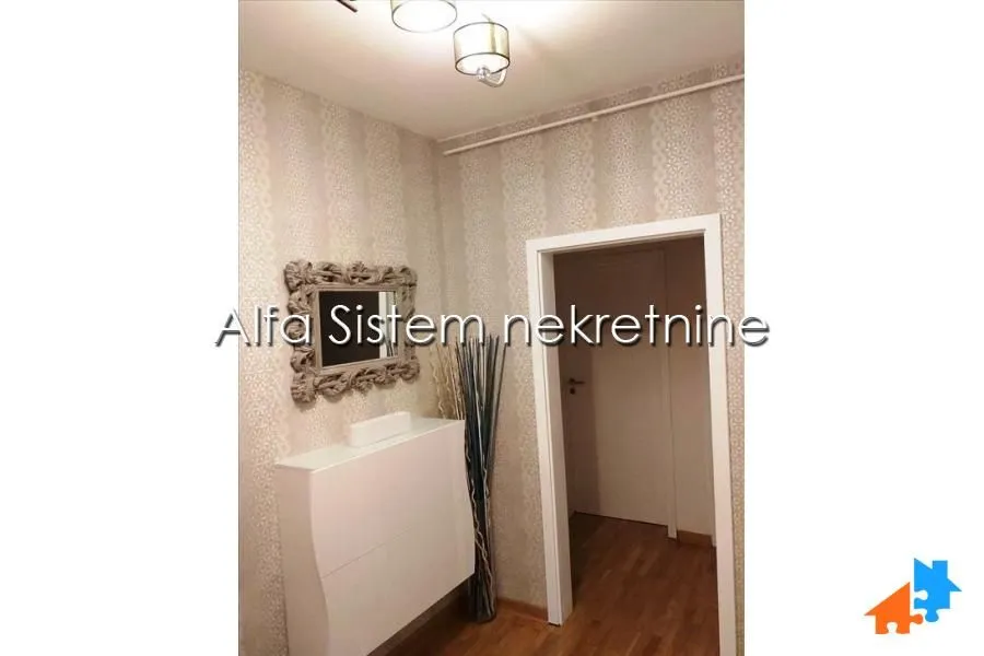 Rent, three bedroom apartment, 88m², Vračar Sve Podlokacije, Beograd