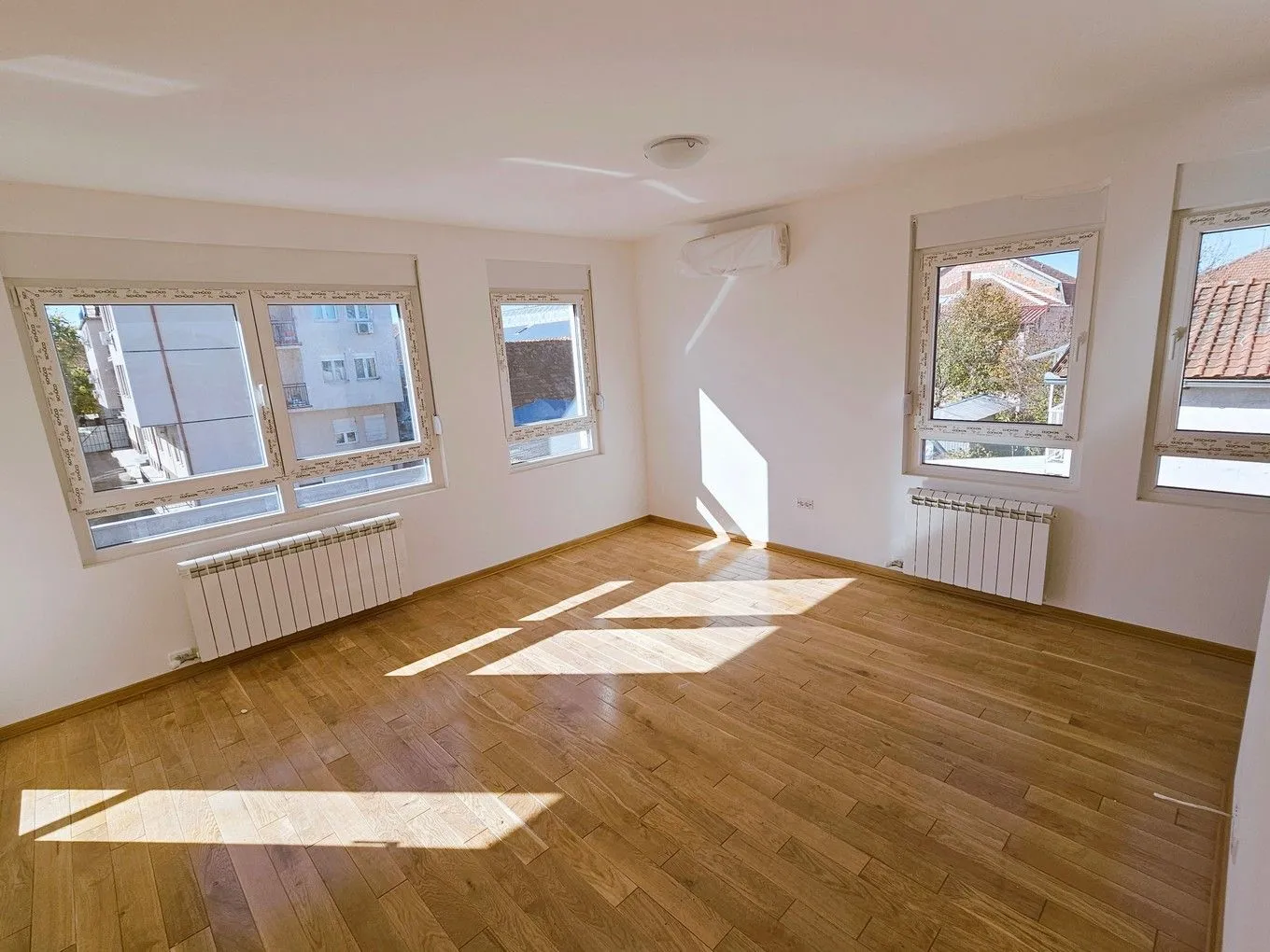 Prodaja, dvosoban stan, 63m², Batajnica, Beograd