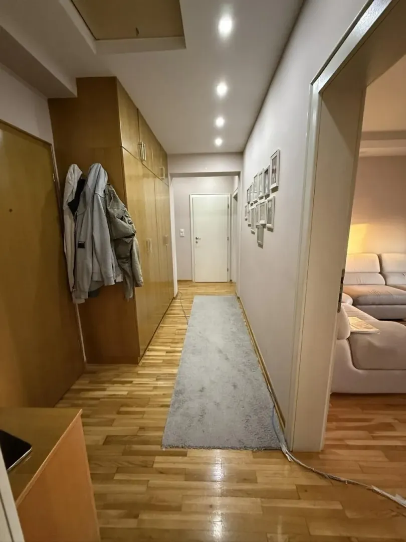 Prodaja, trosoban stan, 79m², Centar, Vrnjačka Banja
