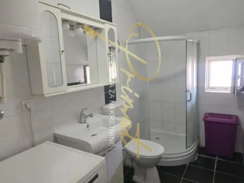 Rent, three bedroom apartment, 75m², Palilula Sve Podlokacije, Beograd - image 9