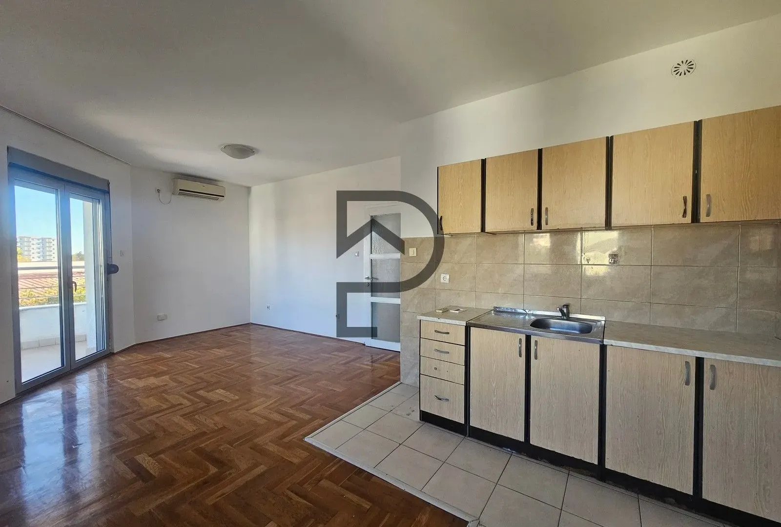 Izdavanje, stan, 45m², Zabjelo, Podgorica