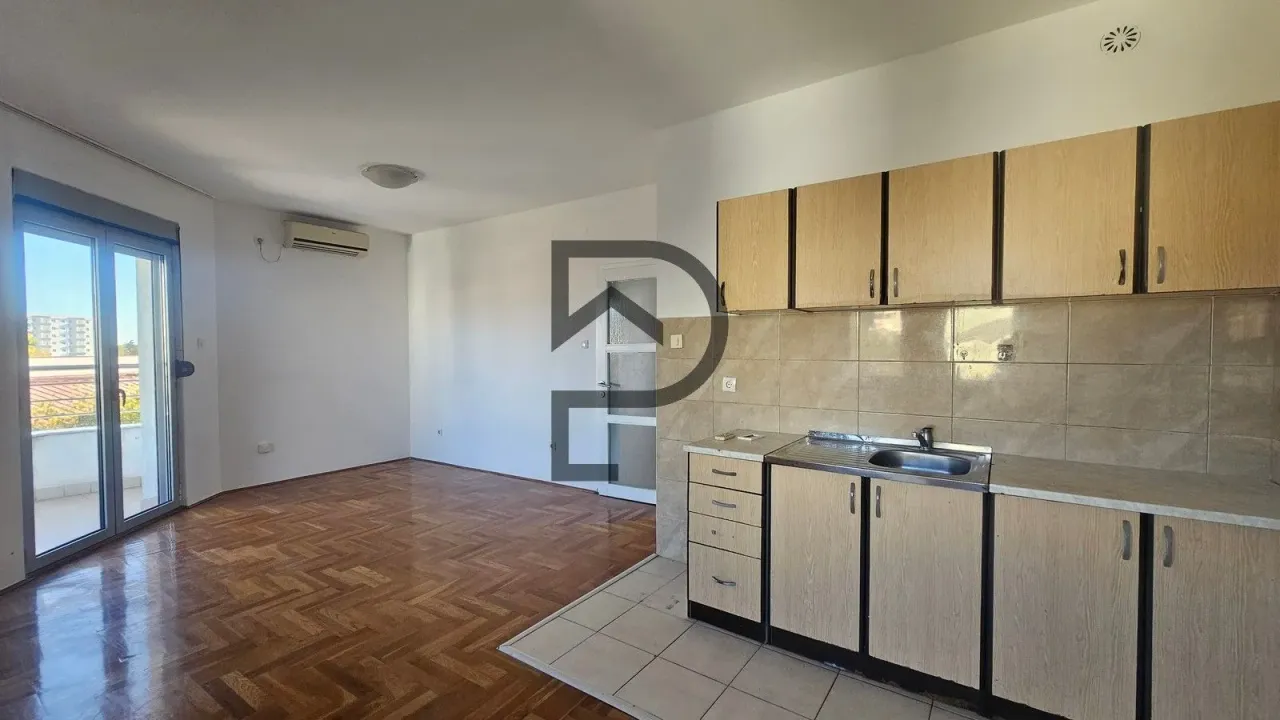 Izdavanje, stan, 45m², Zabjelo, Podgorica