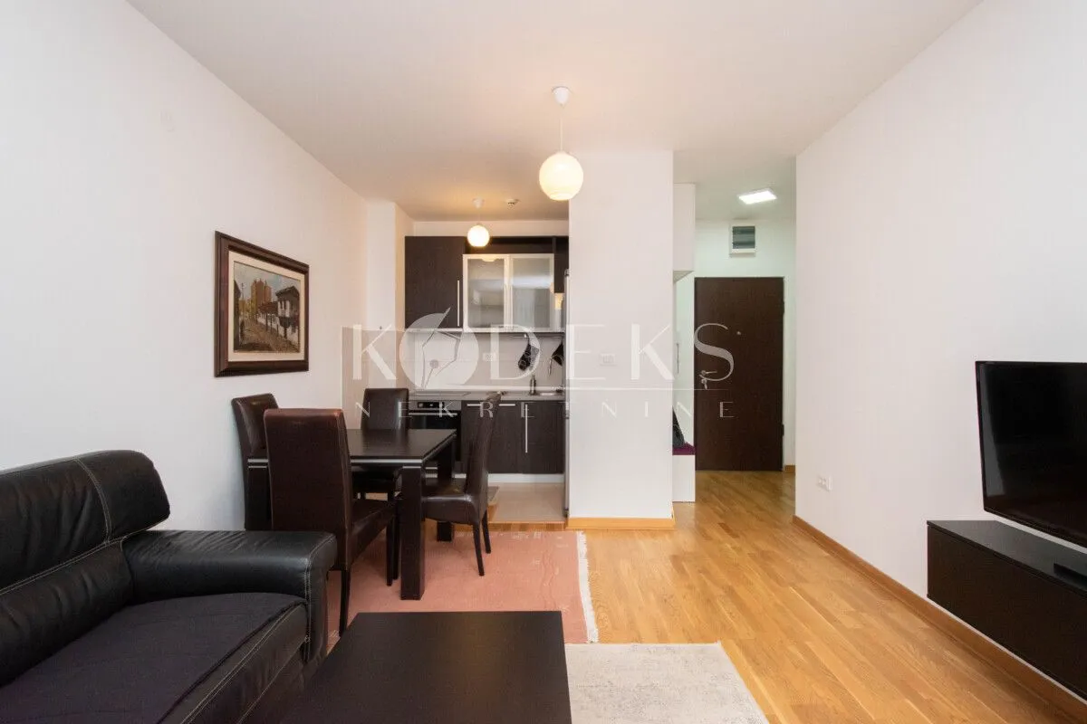 Rent, one bedroom apartment, 43m², City Kej, Podgorica