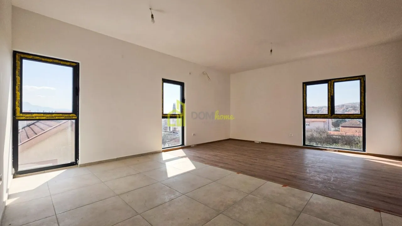 Prodaja, jednosoban stan, 45m², Zabjelo, Podgorica