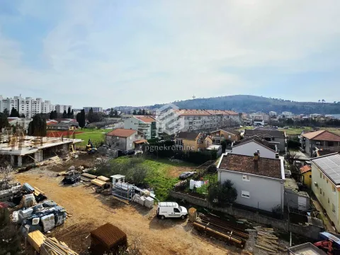 Prodaja, jednosoban stan, 35m², Zabjelo, Podgorica - image 10