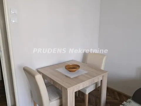 Izdavanje, jednosoban stan, 25m², Cvetni Trg, Vračar Sve Podlokacije - image 5